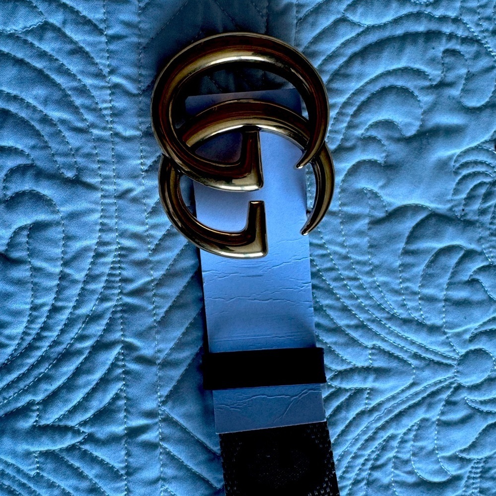 Gucci belt - never worn still in original wrapping